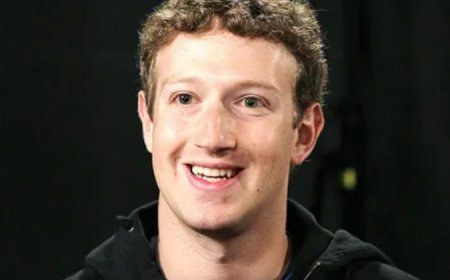 ফেসবুক প্রতিষ্ঠাতা মার্ক জুকারবার্গ এর জীবনী – biography of Mark Zuckerberg