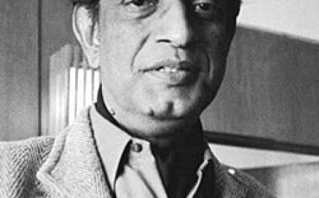 সত্যজিৎ রায়ের জীবনী | Biography Of Satyajit Roy