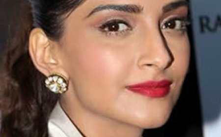 সোনম কাপুর  এর জীবনী | Biography Of Sonam Kapoor