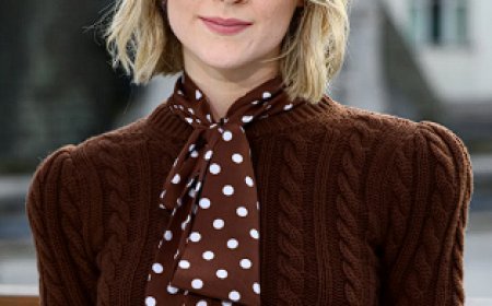 Biography Of Saoirse Ronan