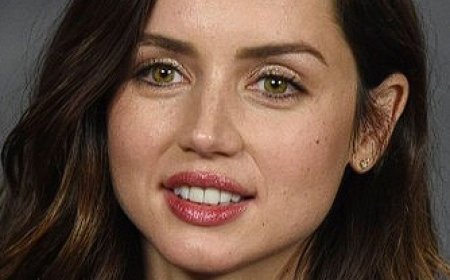 Biography Of  Ana de Armas