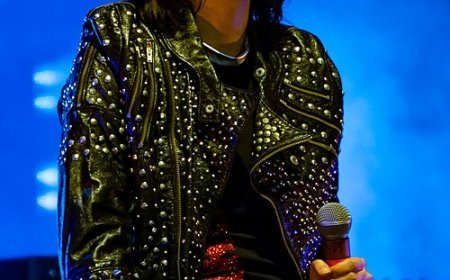 কারেন ও এর জীবনী | Biography Of Karen O