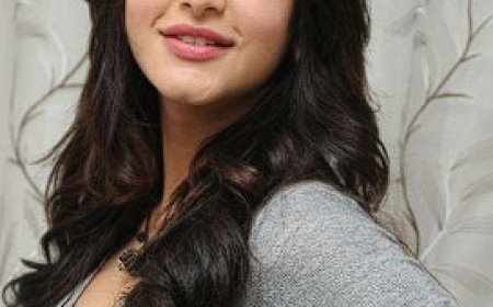 শ্রুতি হাসান এর জীবনী | Biography Of   Shruti Hasaan