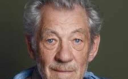 ইয়ান ম্যাকেলেন এর জীবনী | Biography of Ian McKellen