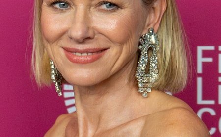 নাওমি ওয়াটস এর জীবনী | Biography Of Naomi Watts
