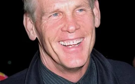 নিক নল্টে এর জীবনী | Biography Of Nick Nolte