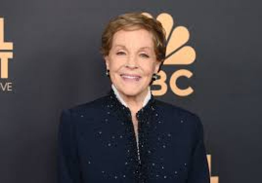 জুলি অ্যান্ড্রুজ এর জীবনী | Biography of Julie Andrews
