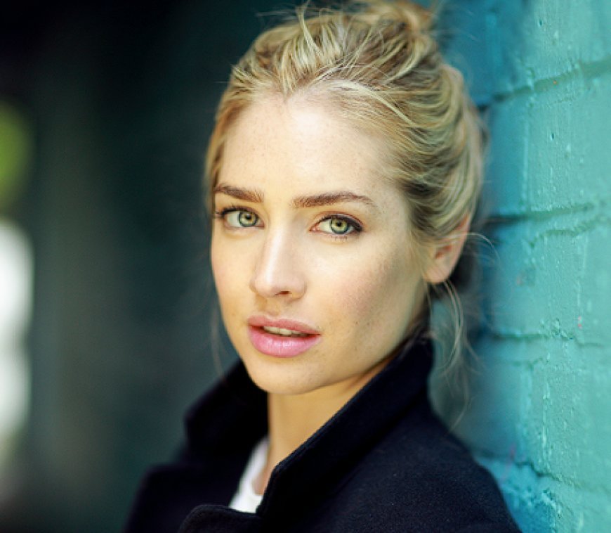 biography of Sophie Colquhoun