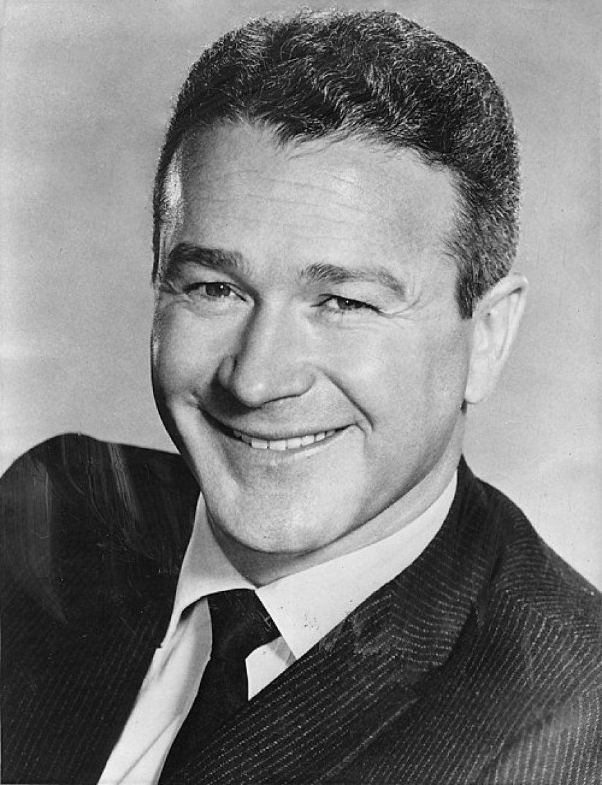 লাল বোতাম এর জীবনী | Biography Of Red Buttons