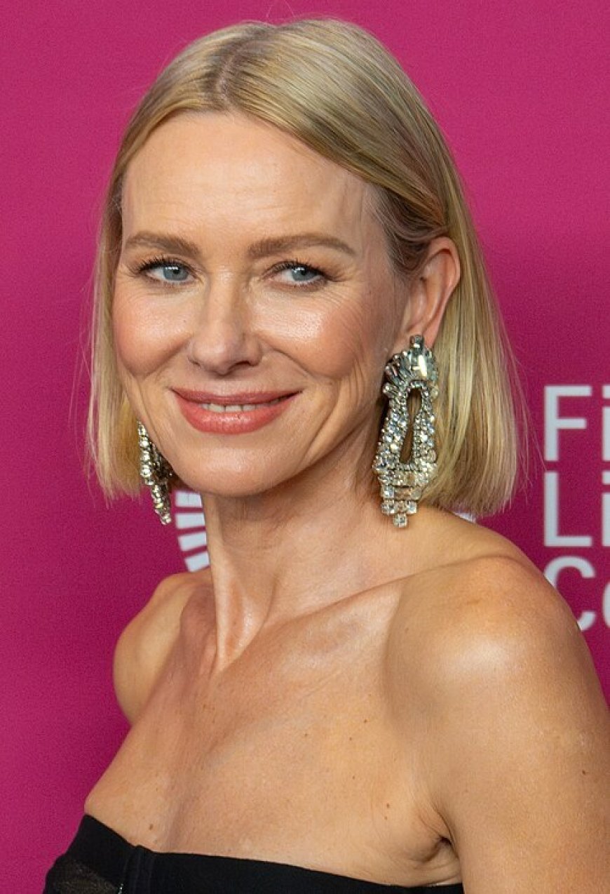 নাওমি ওয়াটস এর জীবনী | Biography Of Naomi Watts