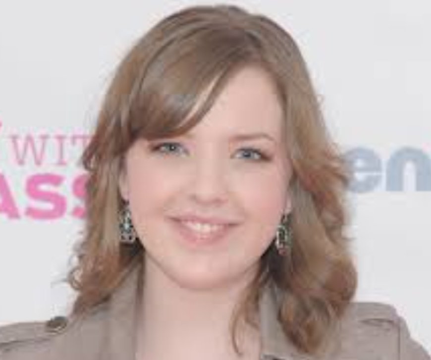 biography of Aislinn Paul