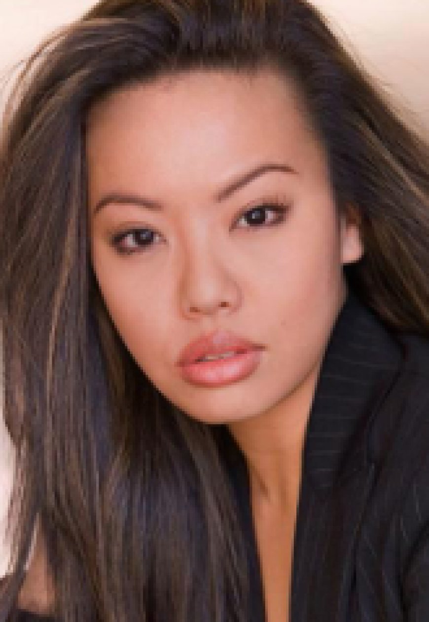 biography of Gina Hiraizumi