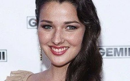 biography of Annie Clark