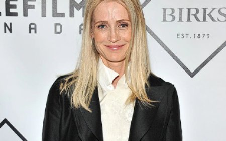 biography of Kelly Rowan