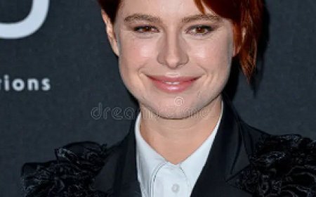 biography of Jessie Buckley