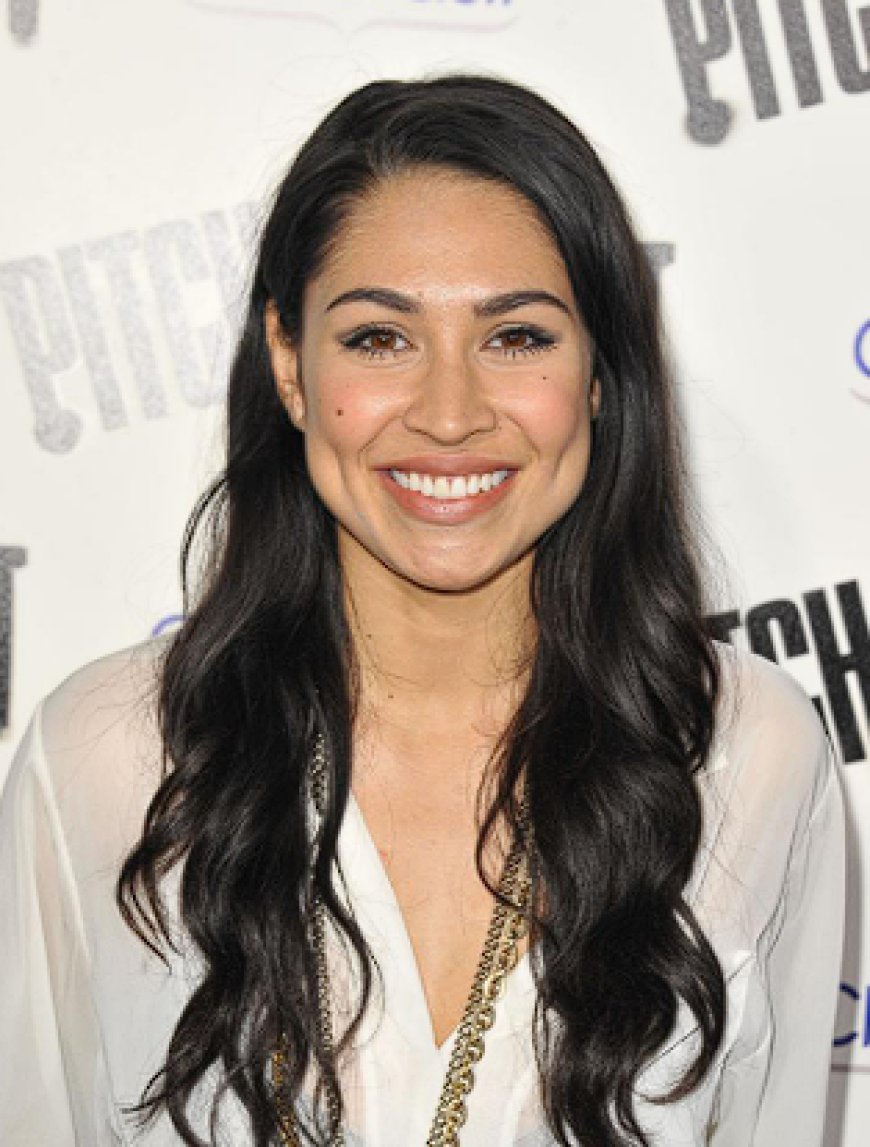 biography of Cassie Steele