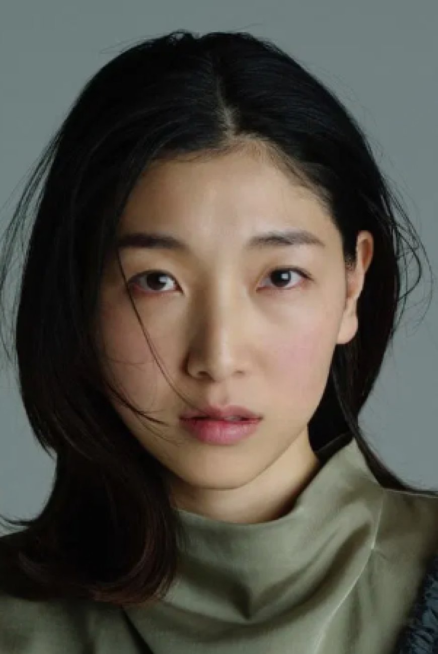 biography of Sakura Andô