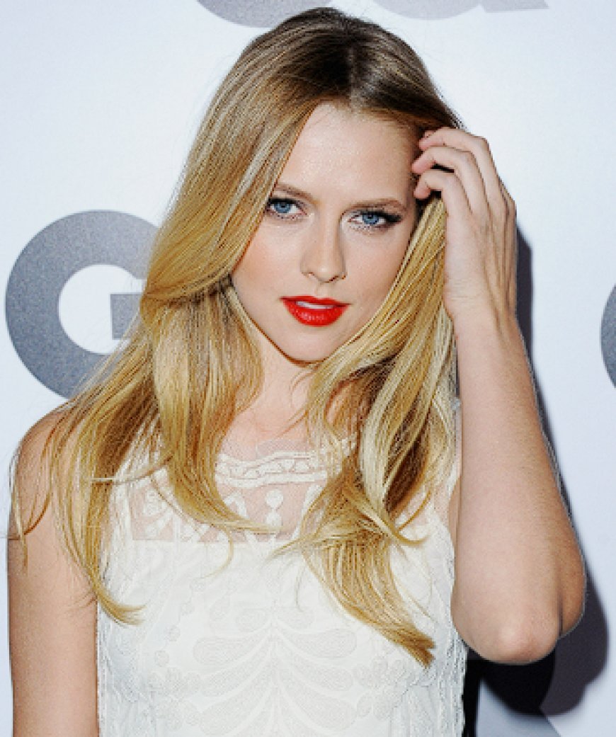 biography of Teresa Palmer