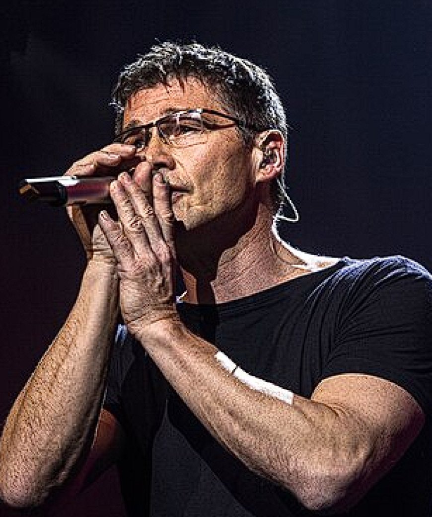 biography of Morten Harket singer
